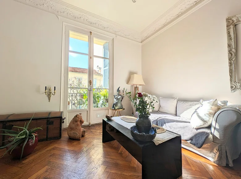 Mieszkanie 2 pokoi 55 m² Nicea, Francja