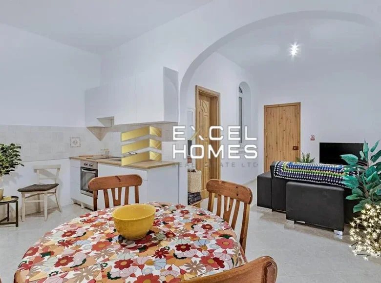 2 bedroom apartment  Żebbuġ, Malta