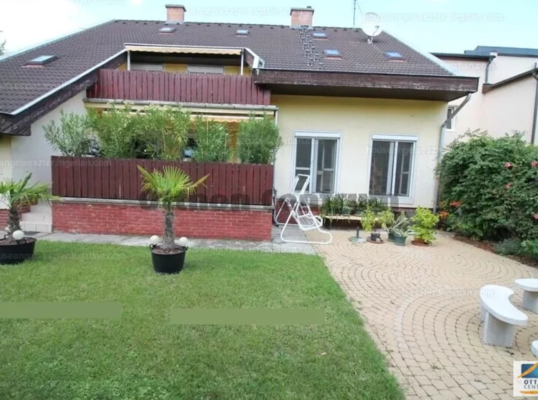 House 12 rooms 752 m² Budapest, Hungary