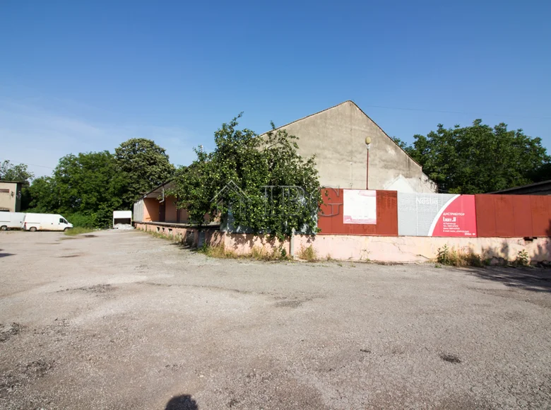 Warehouse 754 m² in Targovishte, Bulgaria