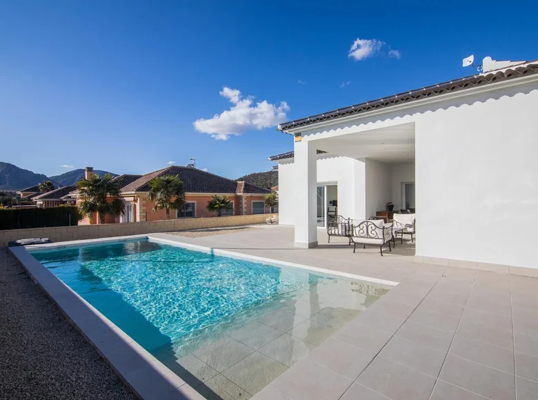 Casa 4 habitaciones  Monóvar, España