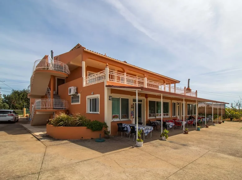 4-Schlafzimmer-Villa 440 m² Pechao, Portugal