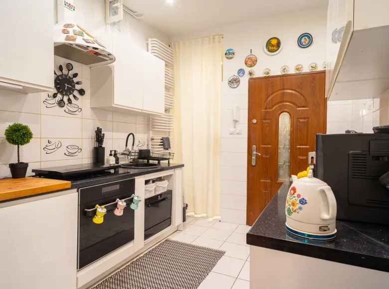 Mieszkanie 2 pokoi 55 m² Łódź, Polska