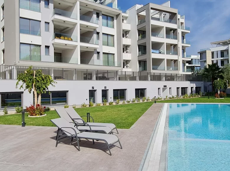 Wohnung 3 Zimmer 165 m² Limassol District, Cyprus