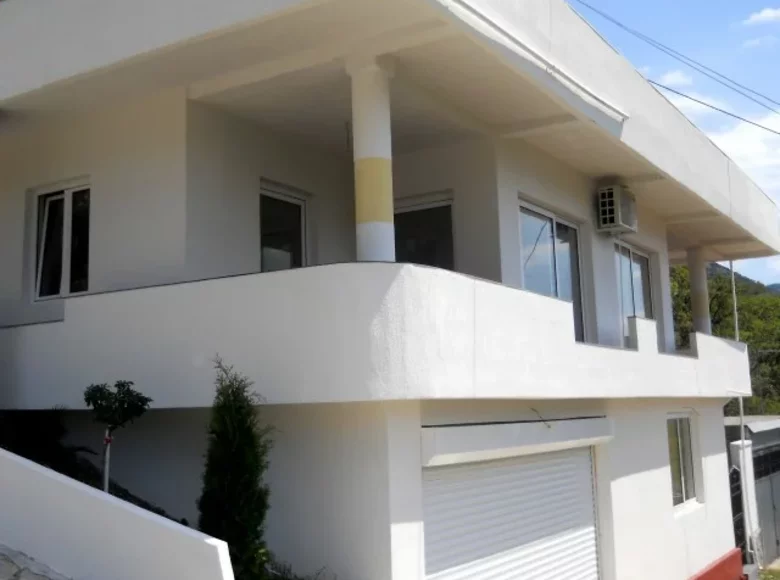 Casa 5 habitaciones 175 m² Montenegro, Montenegro