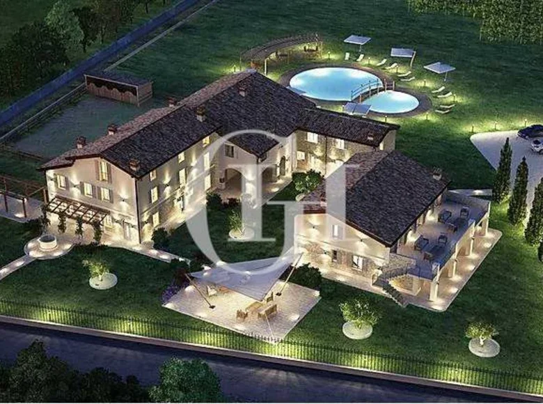 Haus 10 Zimmer 1 300 m² Desenzano del Garda, Italien