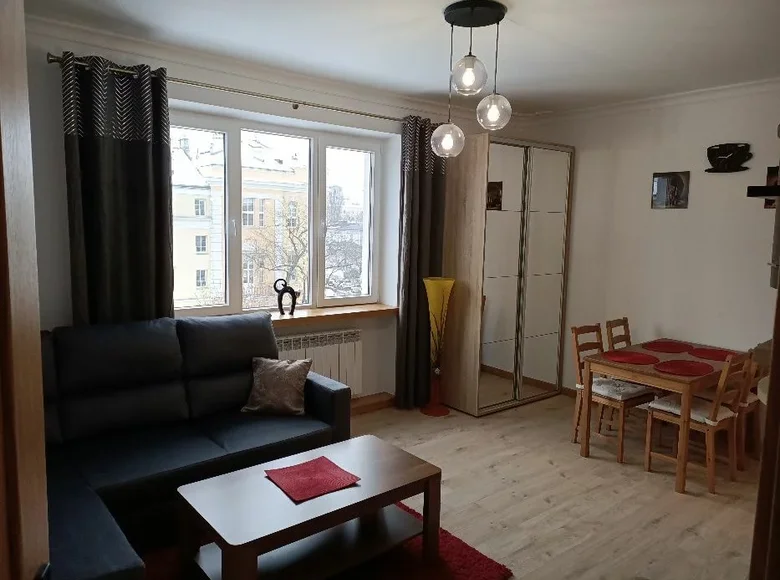 2 room apartment 35 m² in Warsaw, Poland