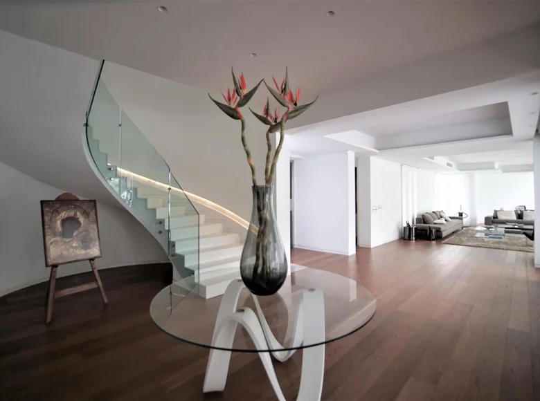 Dom 5 pokojów 705 m² Anavargos, Cypr