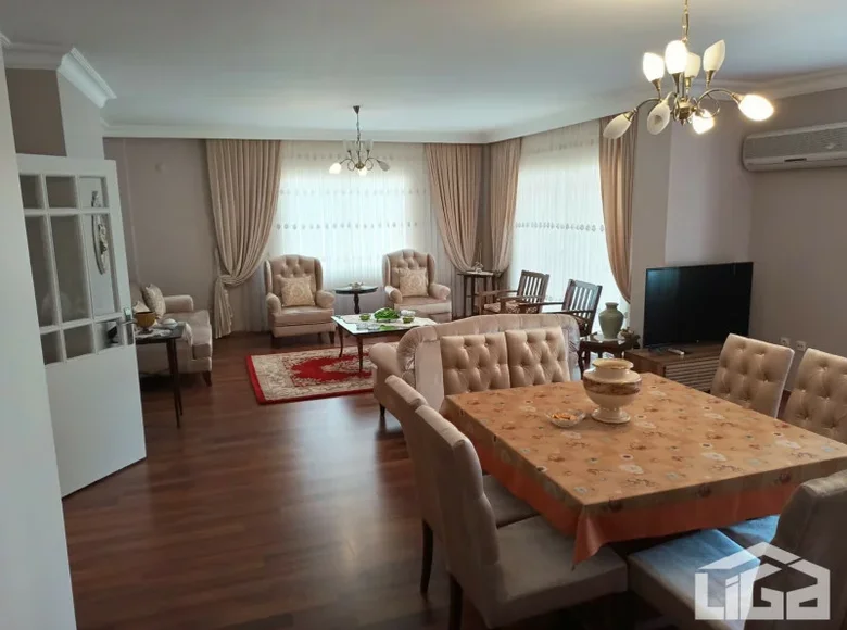 4 room apartment 280 m² Erdemli, Turkey