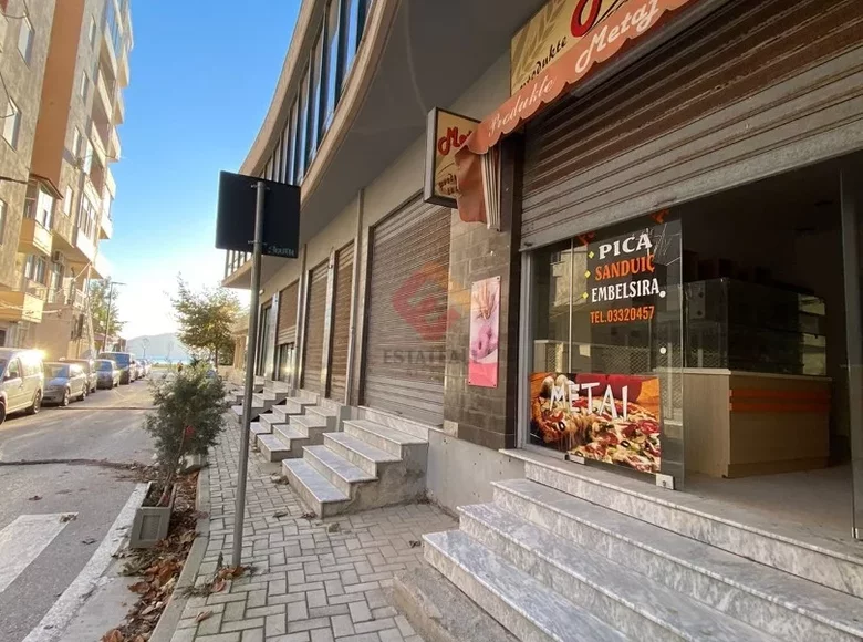 Propriété commerciale 63 m² à Vlora, Albanie