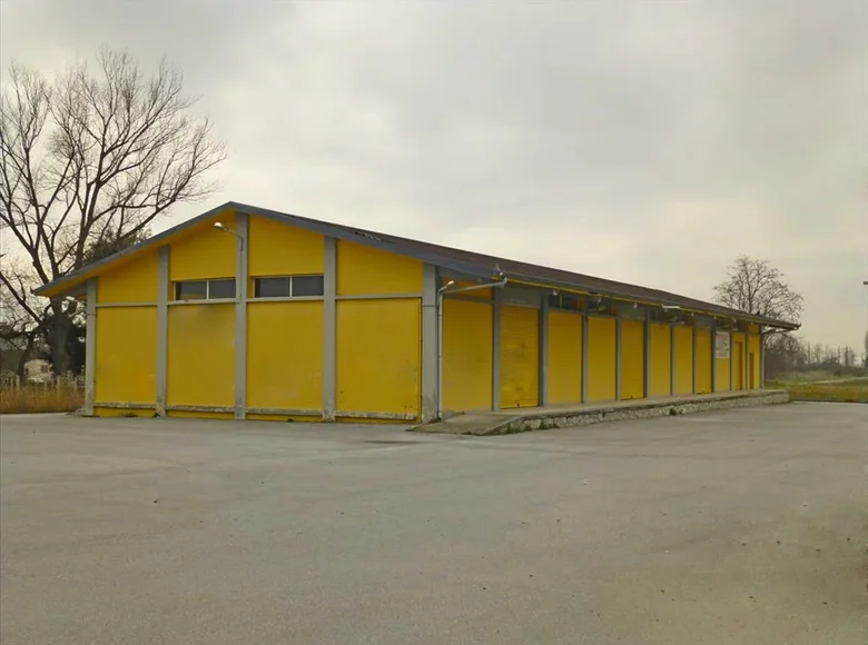 Commercial property 600 m² in Korinos, Greece