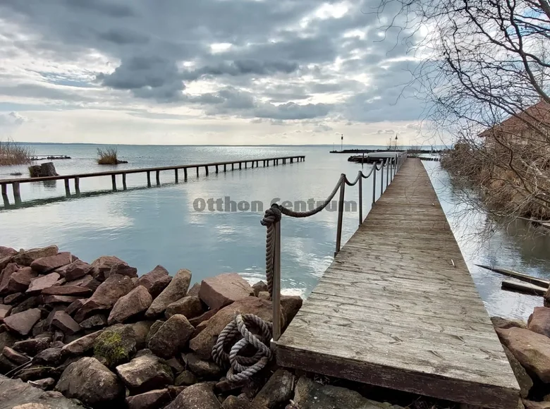 Dom 4 pokoi 130 m² Balatonfuzfo, Węgry