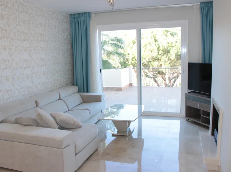 Квартира 2 спальни 120 м² Марбелья, Испания