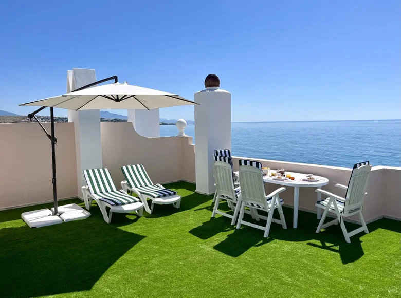 Appartement 2 chambres 185 m² Estepona, Espagne