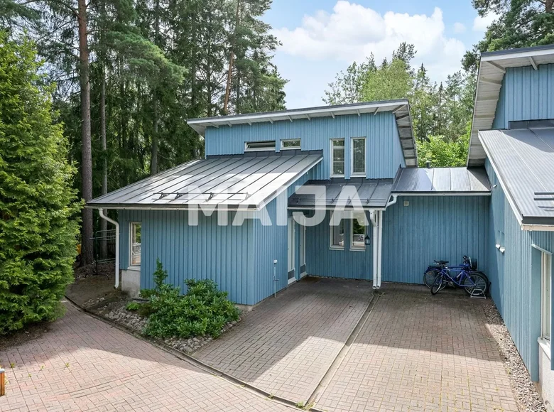 Dom 4 pokoi 70 m² Helsinki sub region, Finlandia