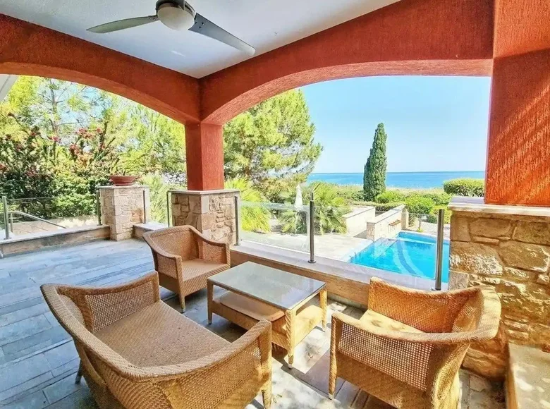 5 bedroom house  Polis, Cyprus