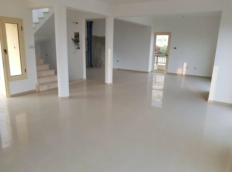 Dom 4 pokoi 211 m² Peyia, Cyprus