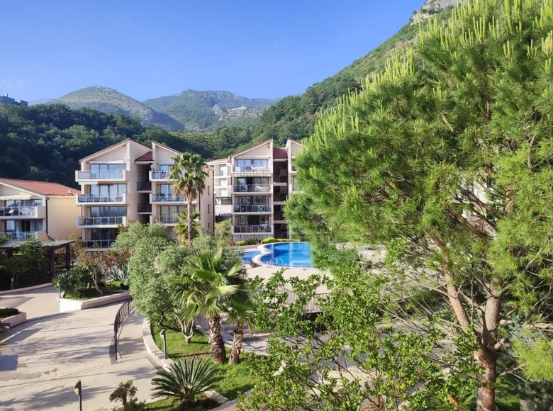 2 bedroom apartment 64 m² Przno, Montenegro