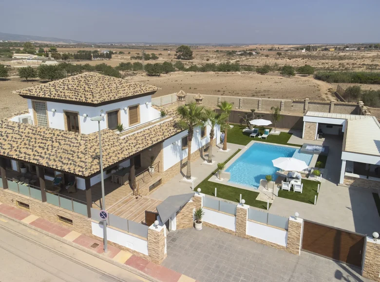 Villa de 4 dormitorios 190 m² Murcia, Španjolska