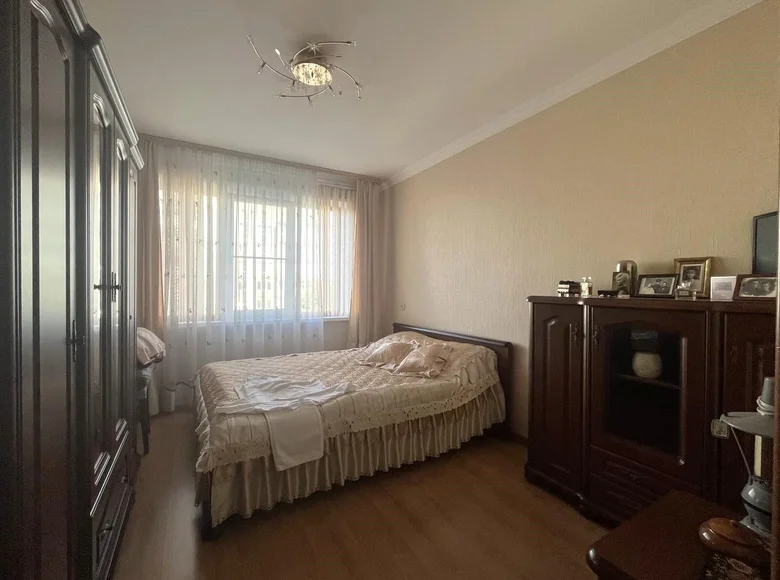 Mieszkanie 2 pokoi 47 m² Homel, Białoruś