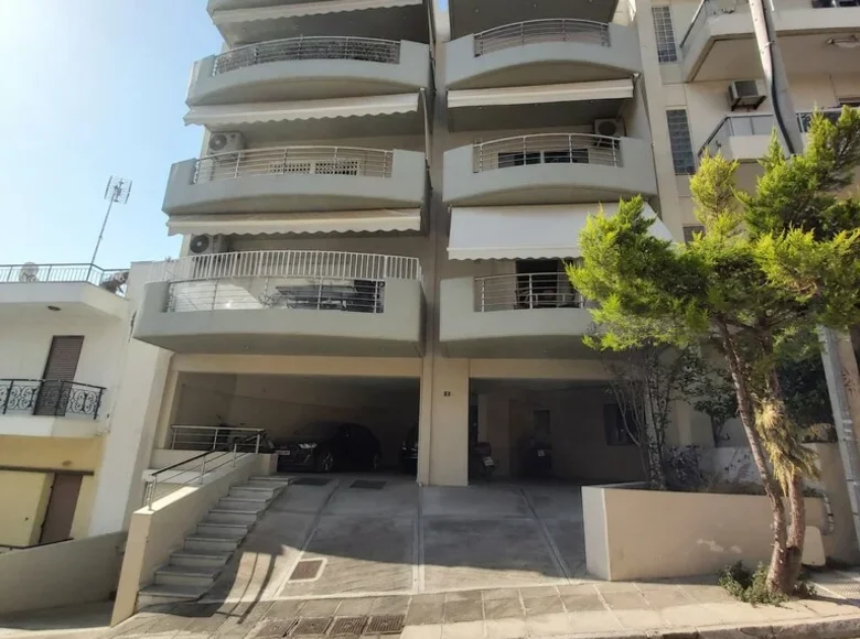 2 bedroom apartment 82 m² Athens, Greece