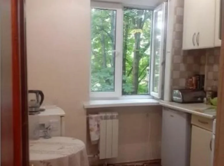 Mieszkanie 4 pokoi 100 m² Odessa, Ukraina