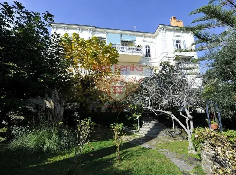 Villa de 6 pièces 1 150 m² Sanremo, Italie