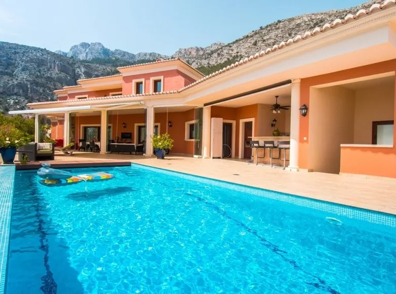 6 bedroom villa 970 m² Altea, Spain
