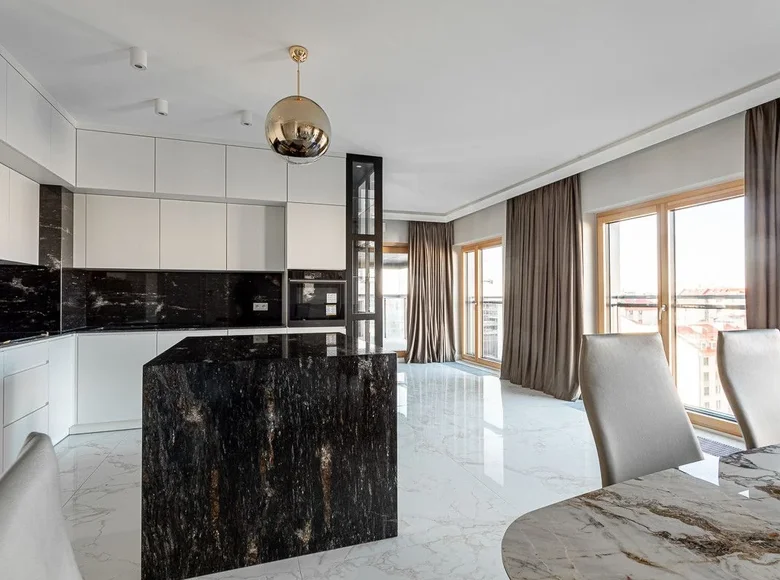 Commercial property 145 m² in Warsaw, Poland