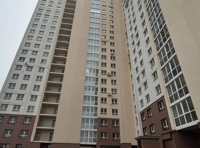 Mieszkanie 3 pokoi 105 m² Mińsk, Białoruś