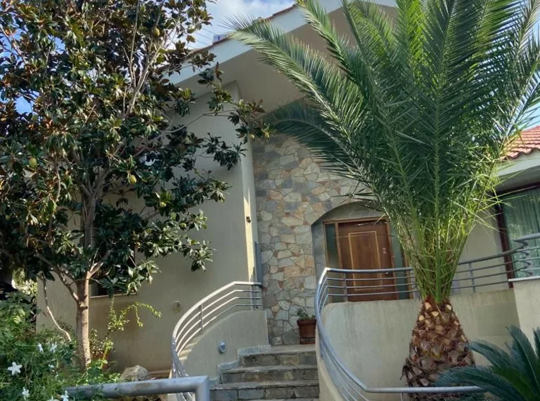 Bungalow 4 bedrooms 232 m² Kato Mylos, Cyprus