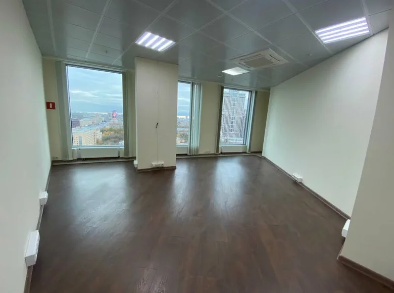 Oficina 450 m² en Northern Administrative Okrug, Rusia