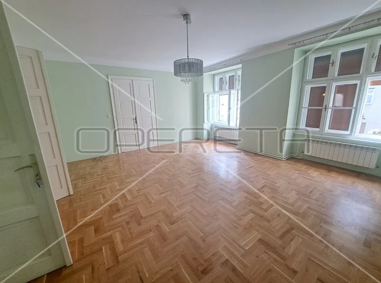 Mieszkanie 4 pokoi 130 m² Zagrzeb, Chorwacja