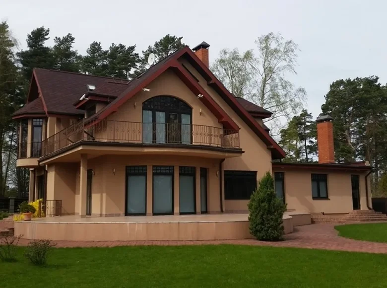Casa 6 habitaciones  Jurmala, Letonia