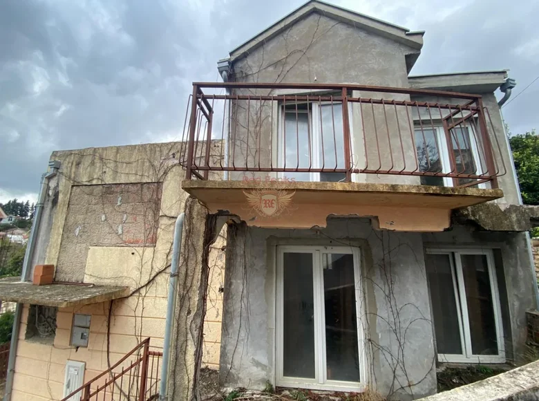 4 bedroom house 162 m² Baošići, Montenegro