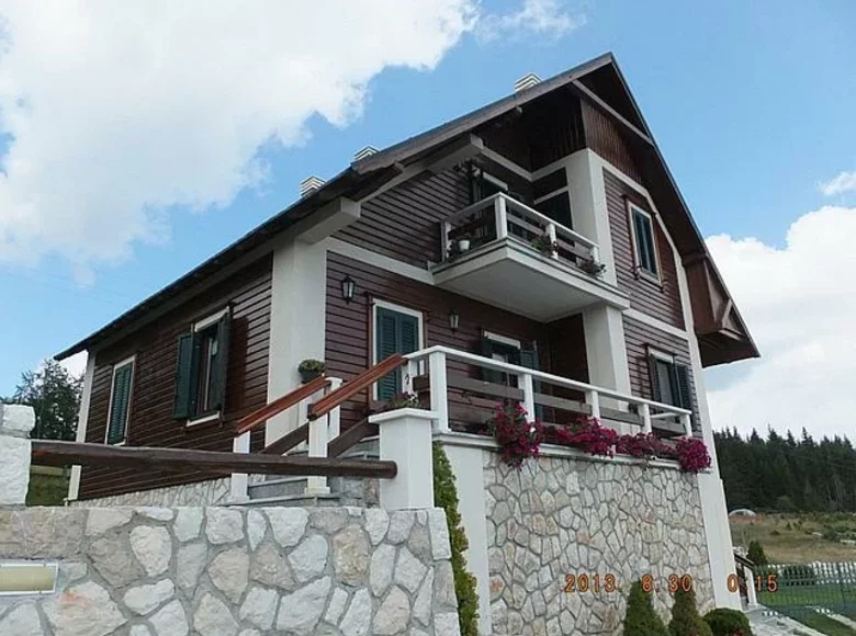 Hotel 250 m² en Municipio de Cetinje, Montenegro