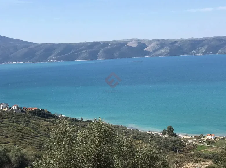Land 900 m² Radhime, Albania