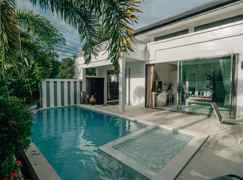 Villa de 2 habitaciones 120 m² Phuket, Tailandia