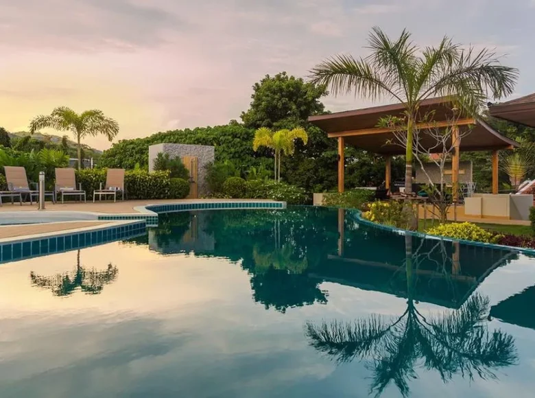 Villa 9 chambres 600 m² Rawai, Thaïlande