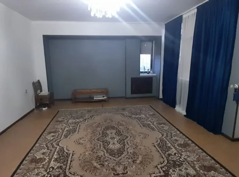 Kvartira 2 xonalar 77 m² Toshkentda