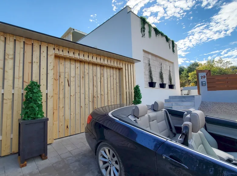Willa 3 pokoi 160 m² Bashkia Durres, Albania