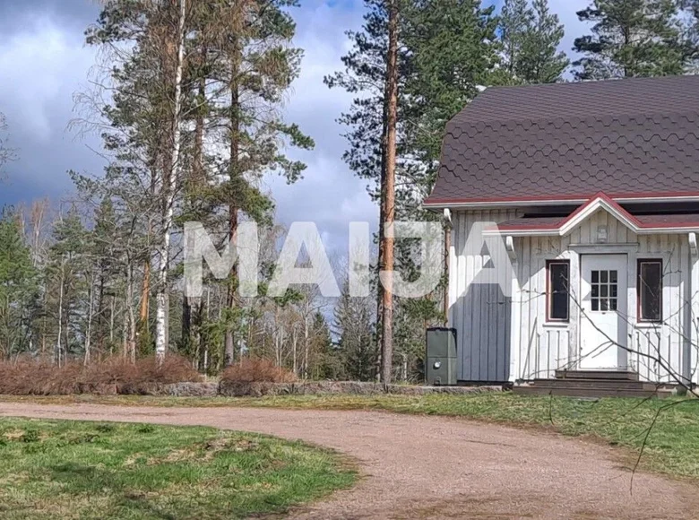 Dom wolnostojący 2 pokoi 64 m² Kouvola sub region, Finlandia
