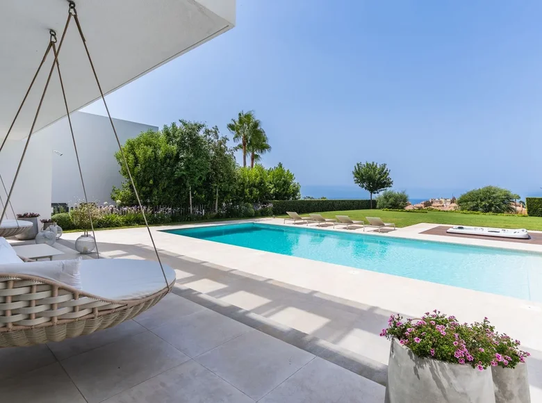 5 bedroom house 592 m² Malaga, Spain