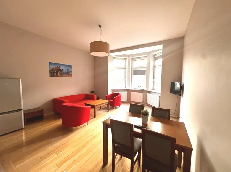 Mieszkanie 2 pokoi 50 m² w Kraków, Polska