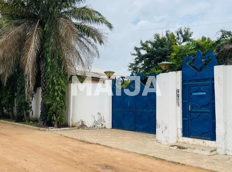 3 bedroom house 238 m² Sukuta, Gambia