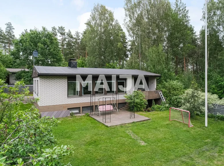 Dom 5 pokojów 108 m² Kotka Hamina sub region, Finlandia