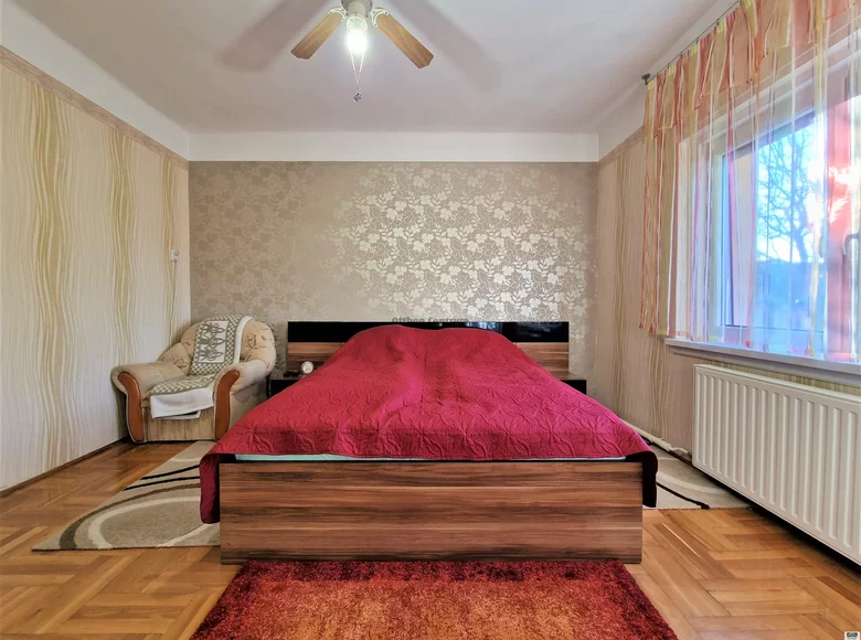 Дом 4 комнаты 107 м² Дьёмрё, Венгрия