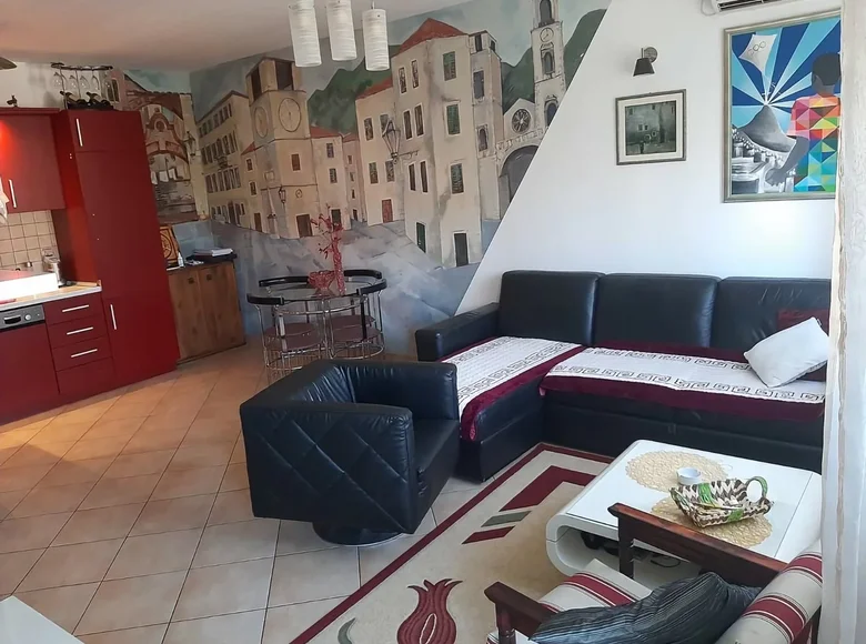 Wohnung 1 Schlafzimmer 46 m² Dobrota, Montenegro