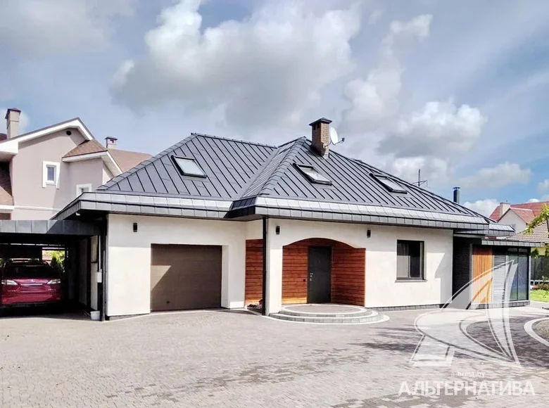 House 208 m² Brest, Belarus