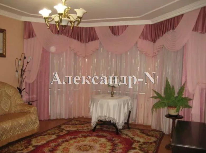 6 room house 246 m² Odessa, Ukraine